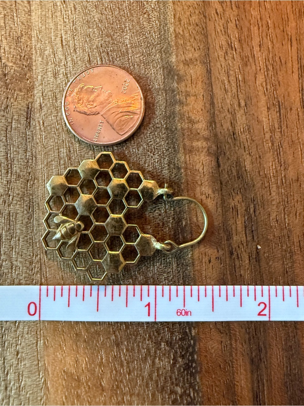 ๐Honeycomb ๐ฏ Bee ๐ Gold Drop Earrings - Picture 7 of 10